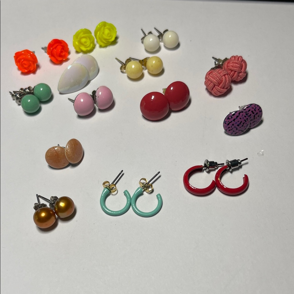 14 Pair Stud Earring Wardrobe